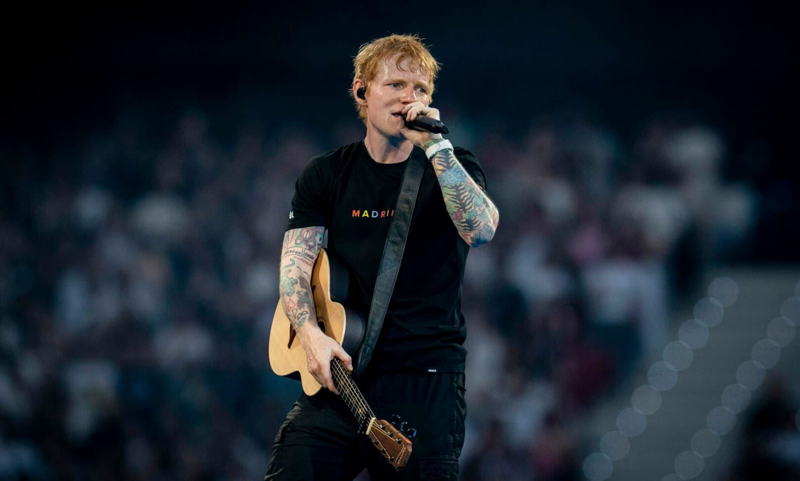 Modificări și controverse în turneul lui Ed Sheeran
