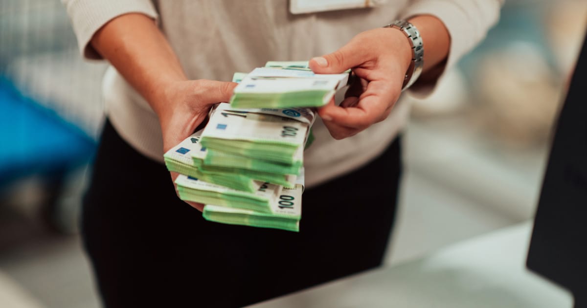 Fraudă cu inteligență artificială la o bancă din Italia