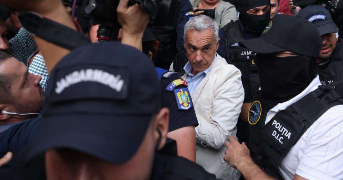 DIICOT a instituit sechestru asupra vilei lui Călin Georgescu din Mogoșoaia