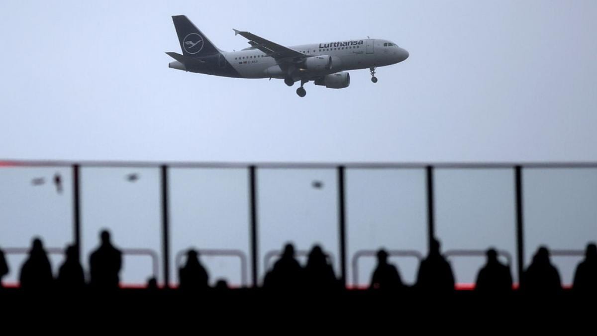Incident la bordul unui zbor Lufthansa spre Lisabona