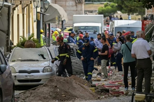 Ancheta în urma exploziei dintr-o clădire din Atena