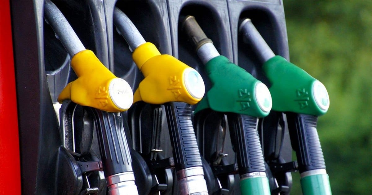 Evoluția prețurilor la carburanți în rețelele de benzinari