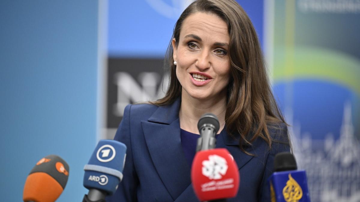 Ministrul Afacerilor Externe a descris relația România-SUA prin metafore; reacții critice din partea PSD