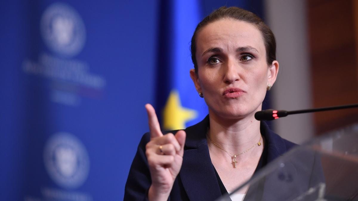 Reacția MAE privind vizita ambasadoarei SUA în Grecia