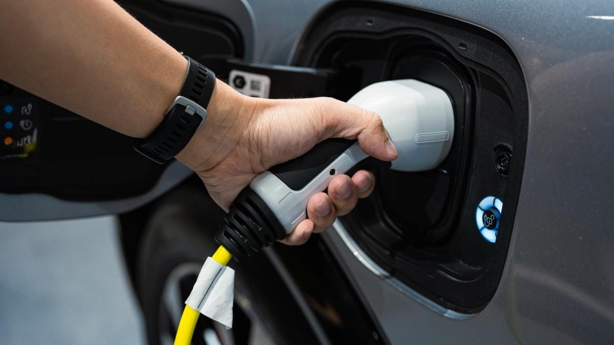 Evoluția înmatriculărilor de autoturisme noi în România