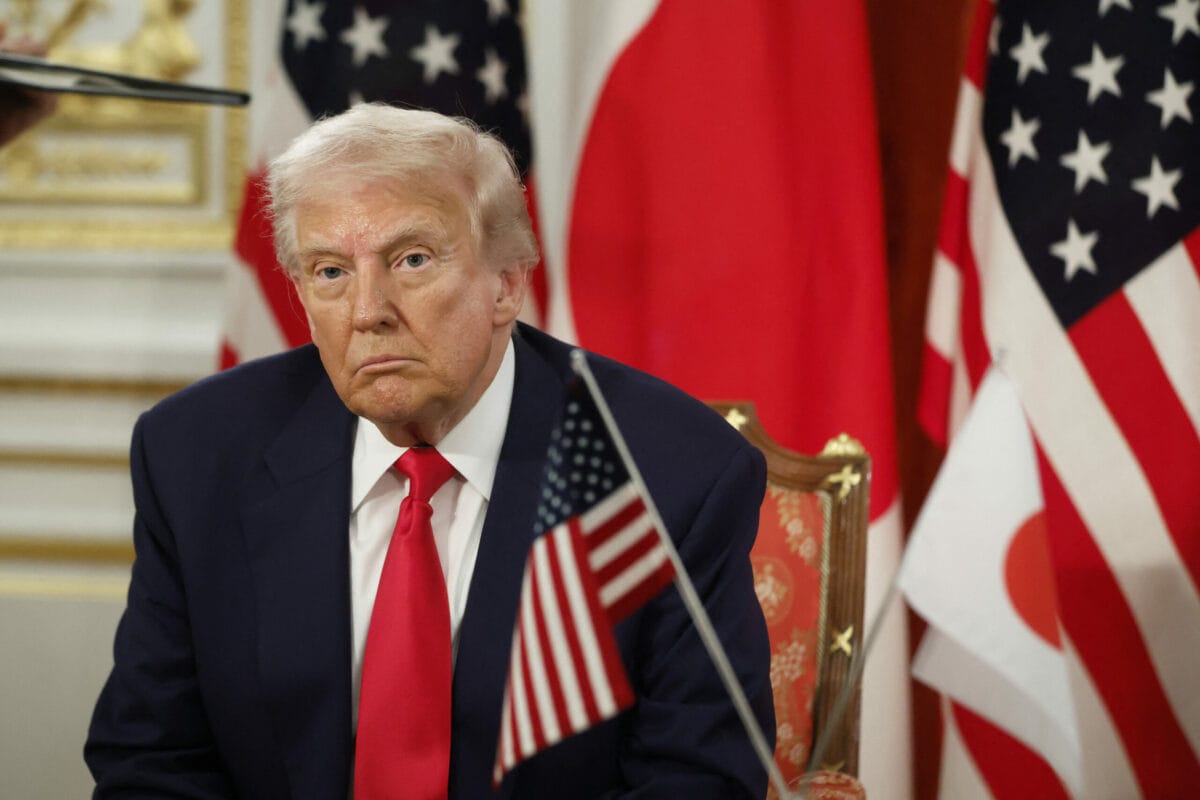 Evoluția popularității lui Donald Trump înaintea alegerilor pentru Congres