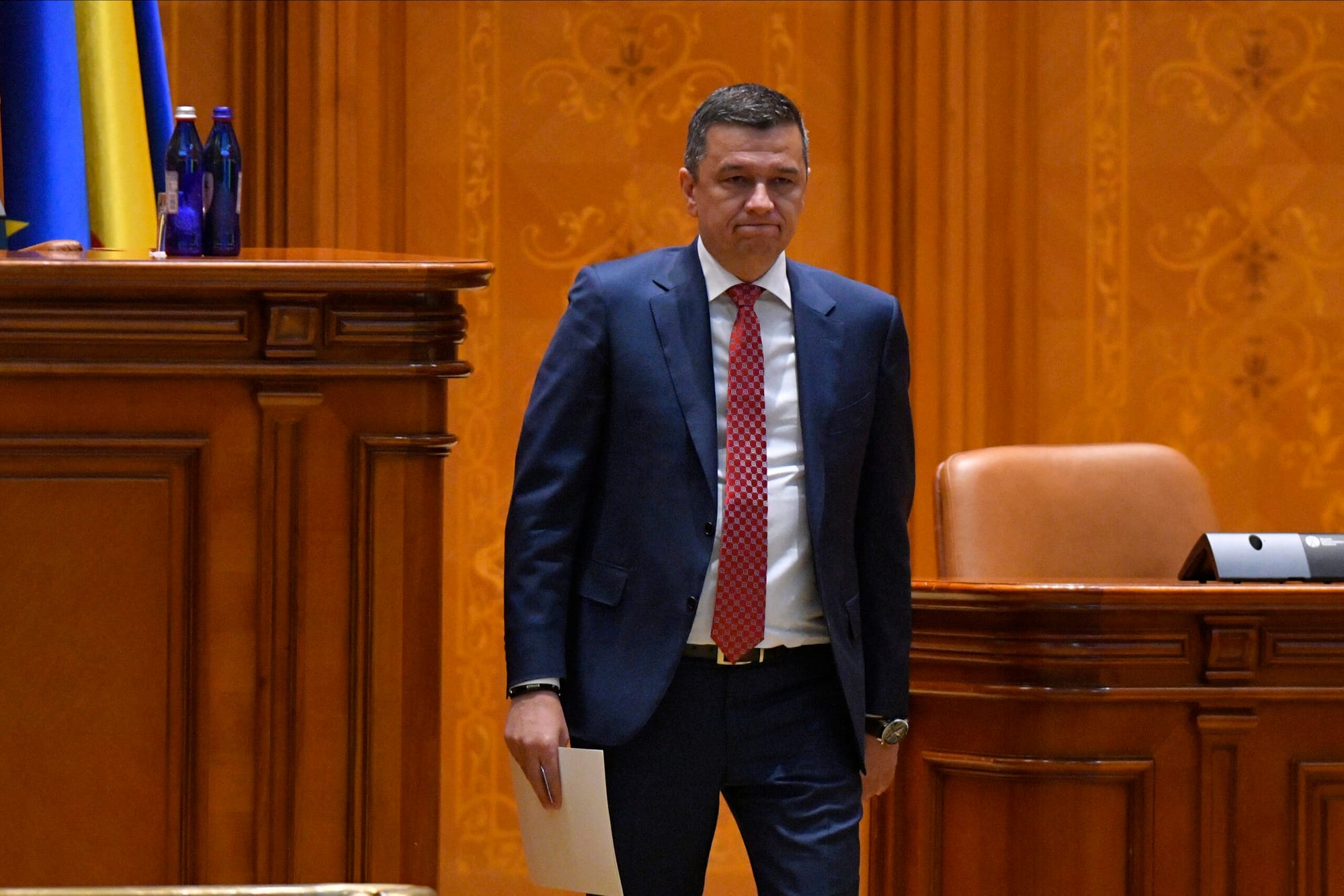 Învestirea Guvernului Luca Niculescu și declarațiile liderului PSD