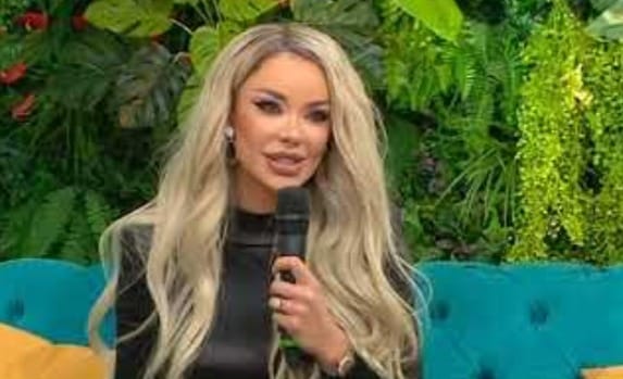 Bianca Drăgușanu amendată în Dubai pentru o filmare