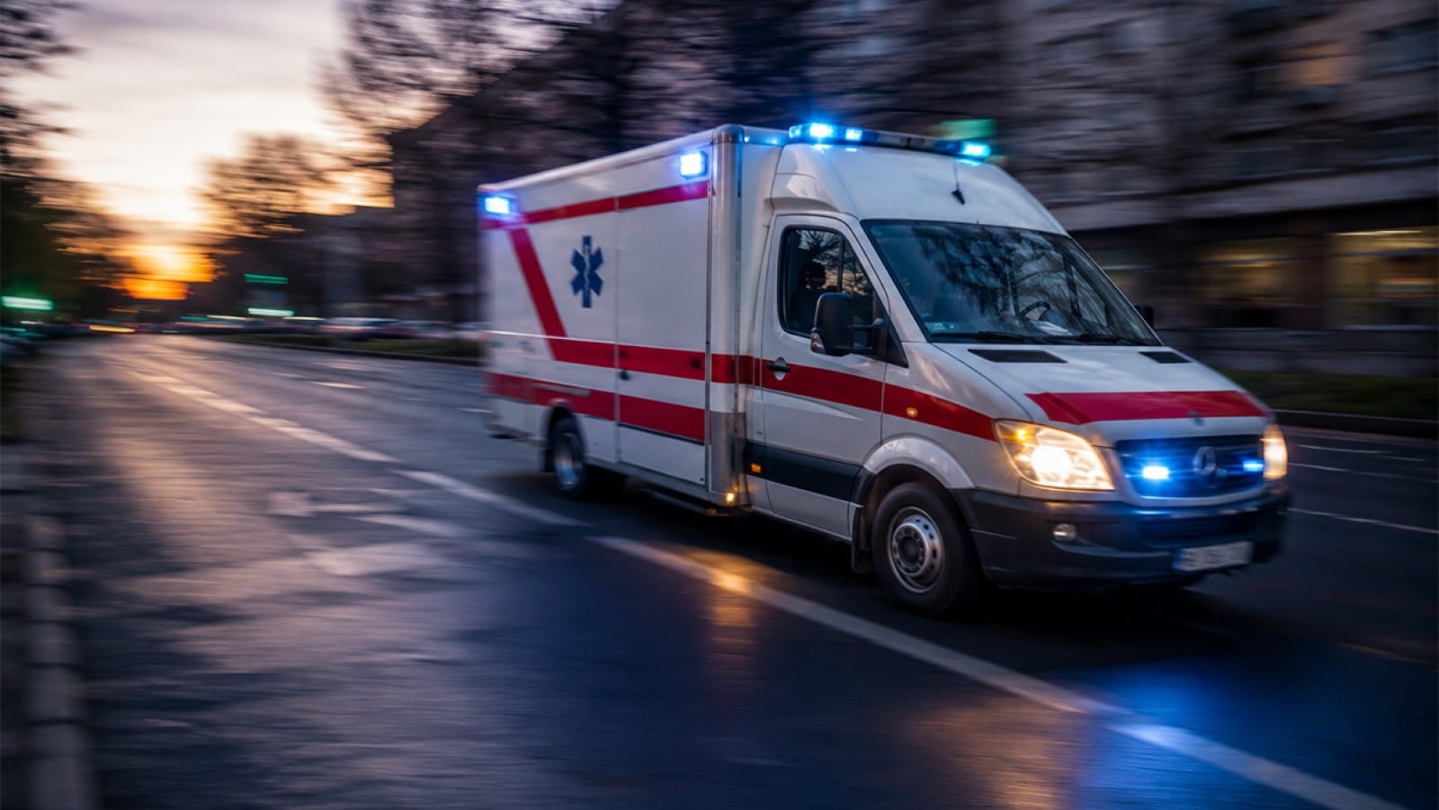 Sancțiuni severe pentru un șofer care a blocat o ambulanță