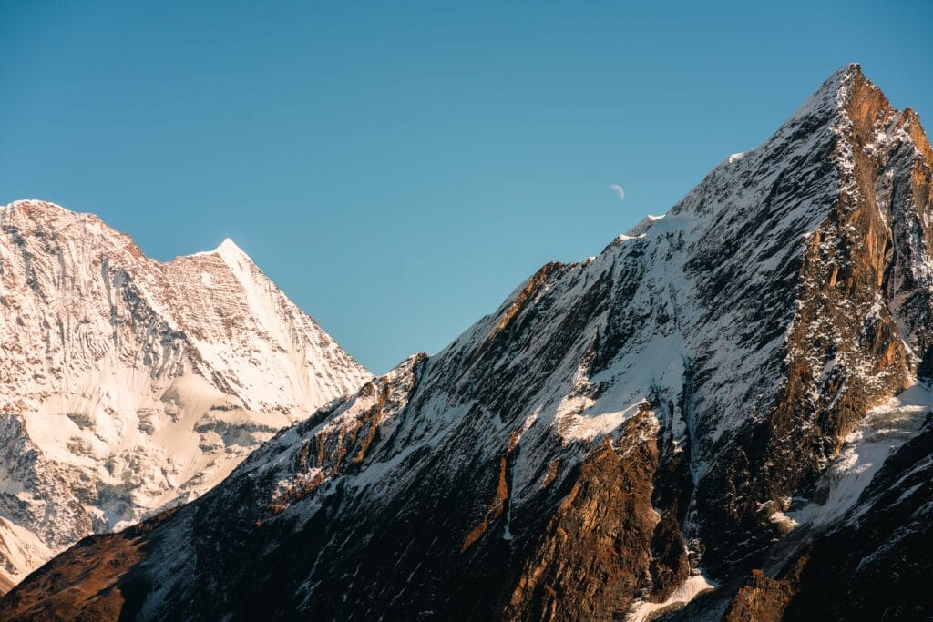 Impactul activităților umane asupra monalului din Himalaya