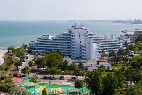 Evoluția decontărilor voucherelor de vacanță în primele opt luni