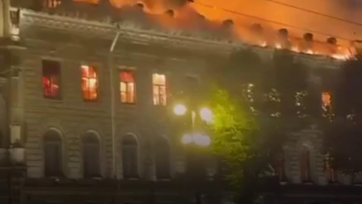 Incendiu în centrul orașului Sankt Petersburg