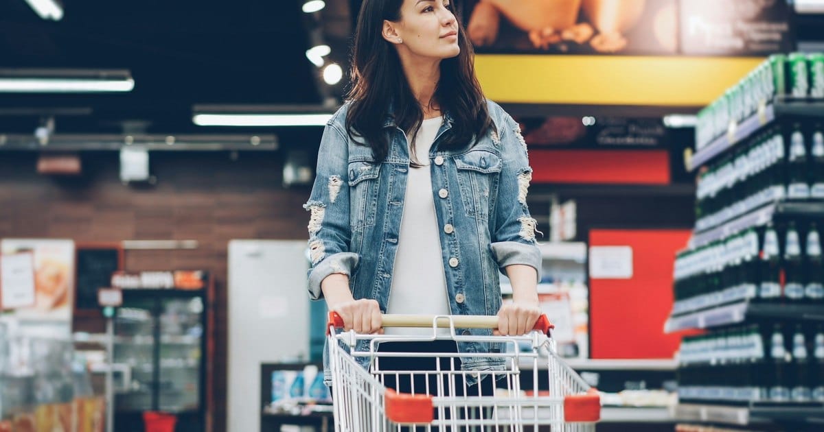 Impactul inteligenței artificiale asupra prețurilor și operațiunilor în retail
