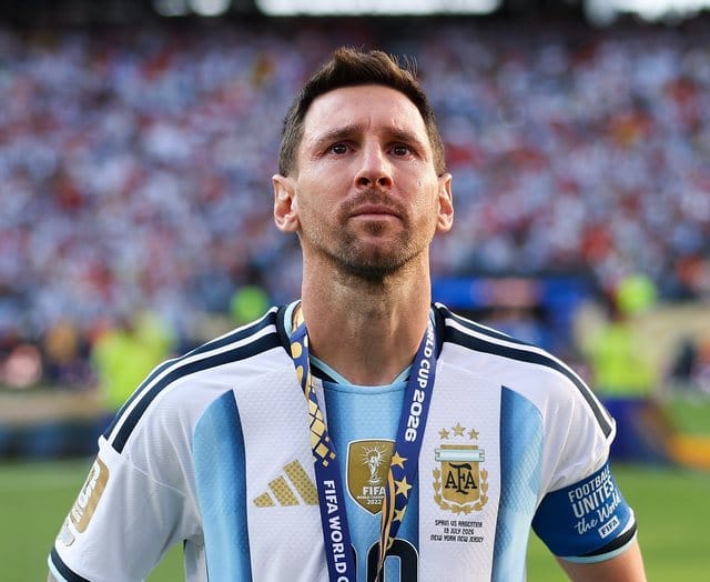 Decizii privind numărul 10 și conducerea Argentinei