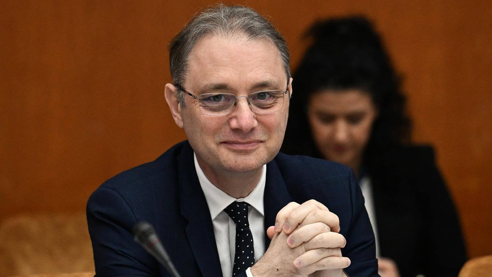 Luca Niculescu răspunde speculațiilor privind relația cu Franța