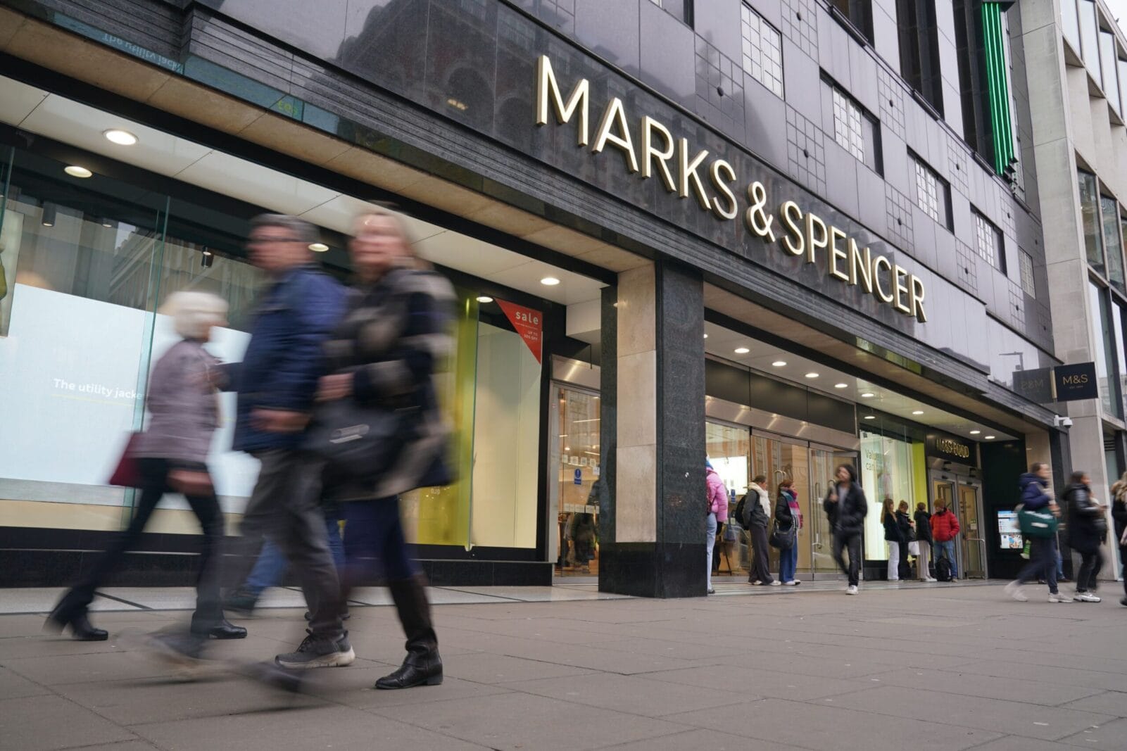 Transformarea unei porțiuni din Oxford Street în zonă pietonală