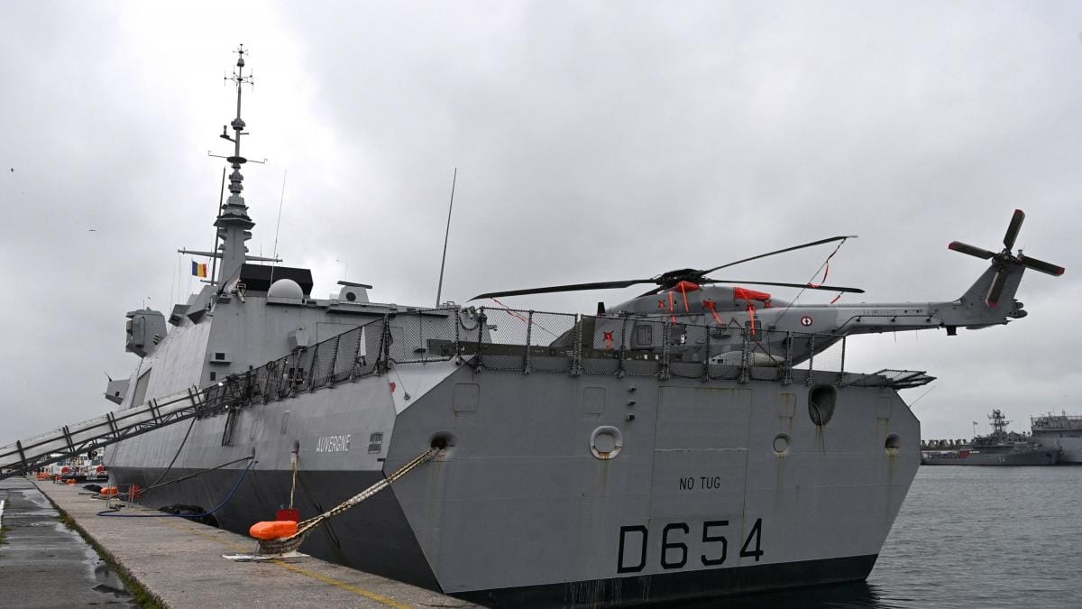 Percheziții DNA în cadrul unei anchete internaționale privind nave NATO