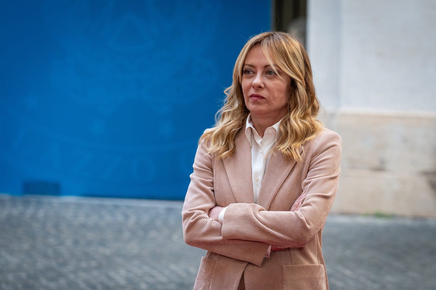 Noile reguli privind accesul și vestimentația în școlile din Italia
