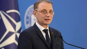 Mesajul premierului Luca Niculescu către tinerii din diaspora