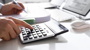 Senatul a adoptat proiectul de lege privind creditele ROBOR