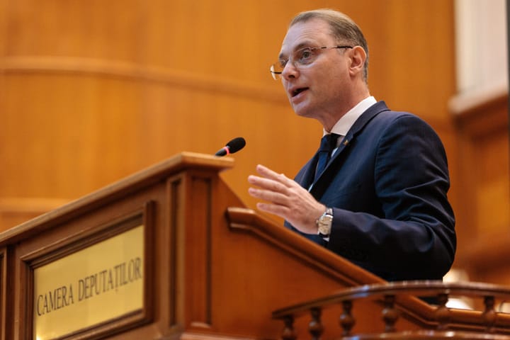 Întâlniri programate pentru premierul Luca Niculescu
