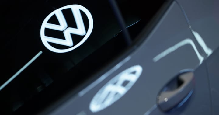 Volkswagen recheamă în service vehicule electrice