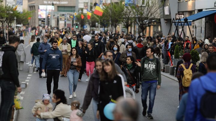 Analiza legăturilor dintre românii din țară și diaspora
