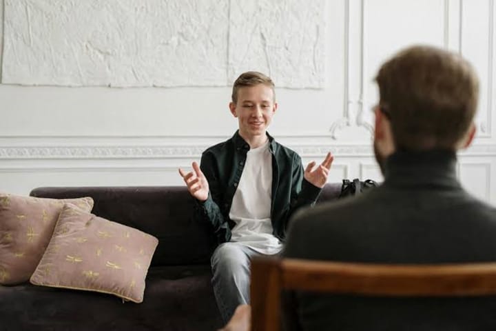 Senatul a respins proiectul privind accesul adolescenților la psiholog