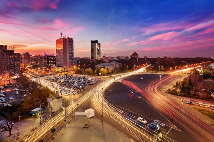 Evoluția investițiilor imobiliare comerciale în România