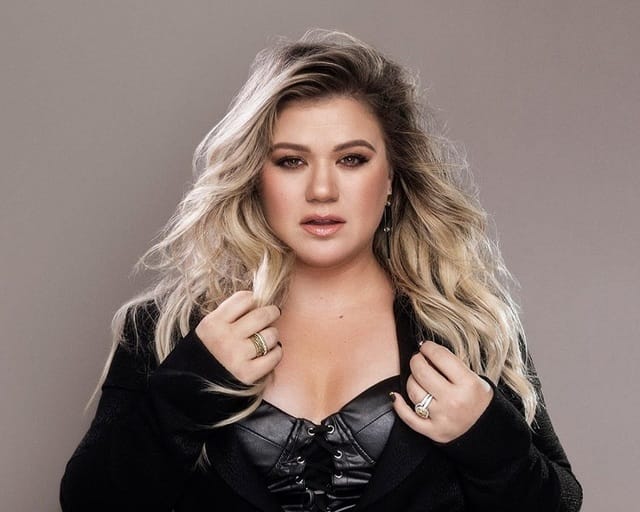 Conflict între Kelly Clarkson și un magazin din Brooklyn