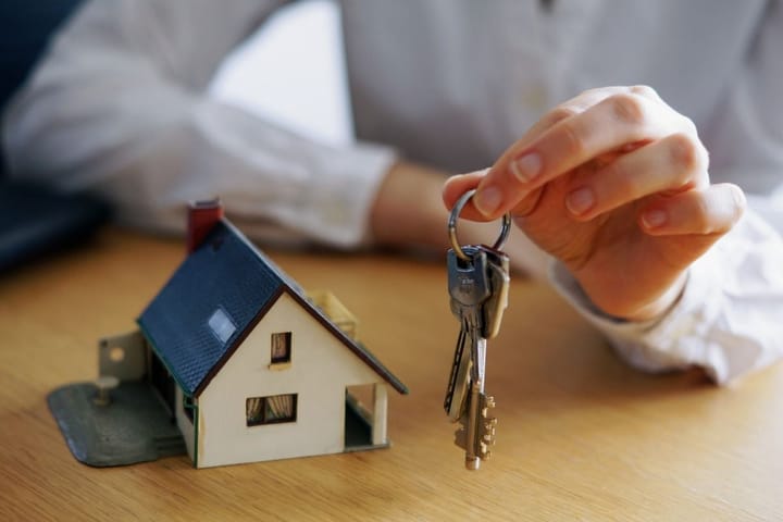 Evoluția tranzacțiilor și a prețurilor pe piața imobiliară