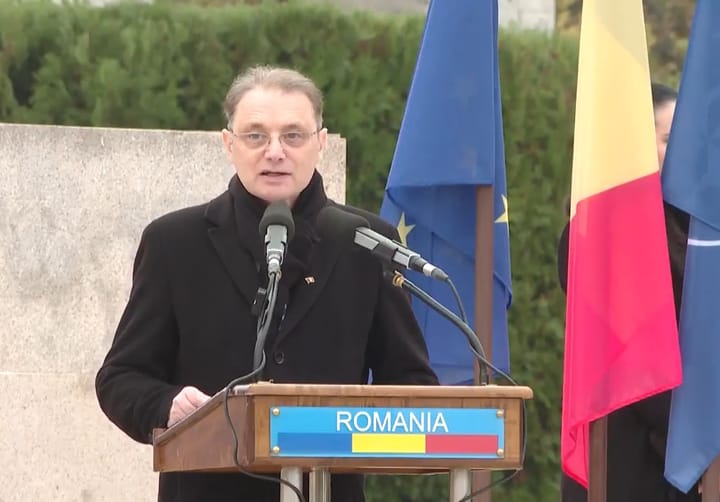 Mesajele oficialilor de stat de Ziua Armatei Române