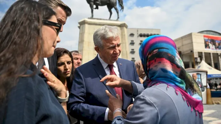 Vizită oficială a primarului Ankarei la București