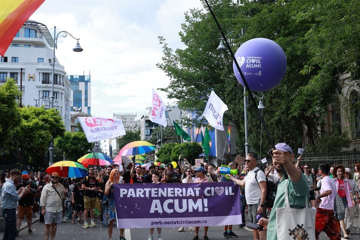 Marș de protest pentru recunoașterea parteneriatului civil în București