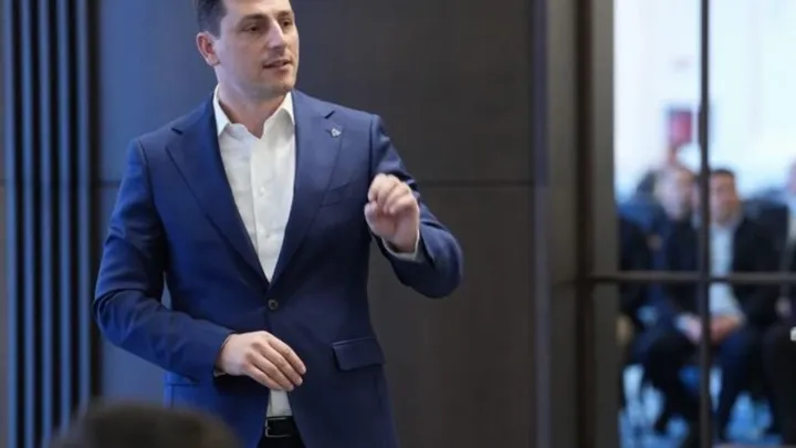 Tensiuni în coaliția de guvernare privind deficitul bugetar