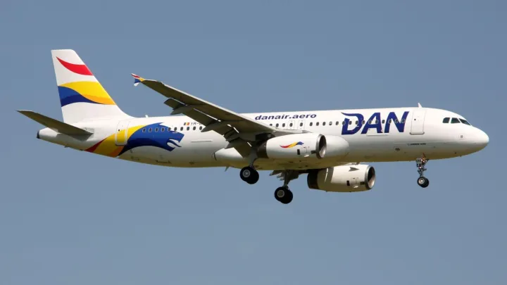 Disputa financiară dintre Dan Air, Netopia și Aeroportul Bacău