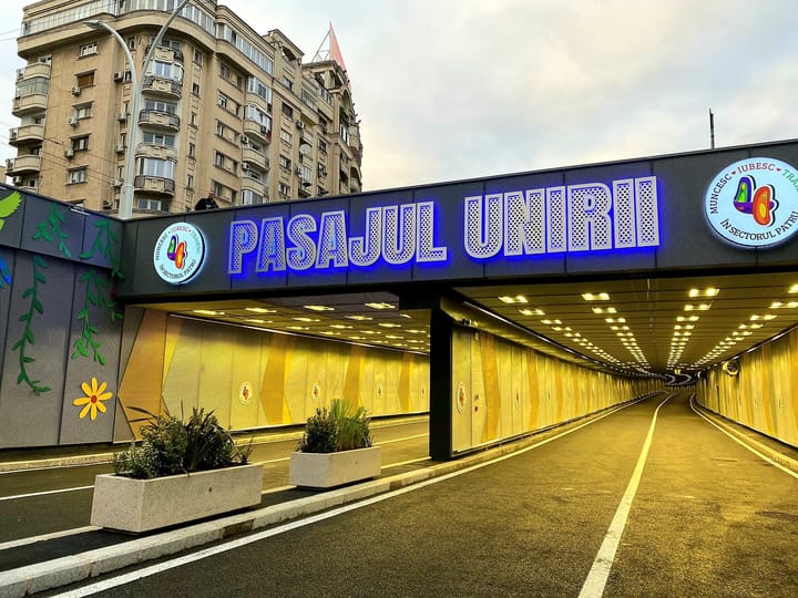 Accident rutier în Pasajul Unirii din București