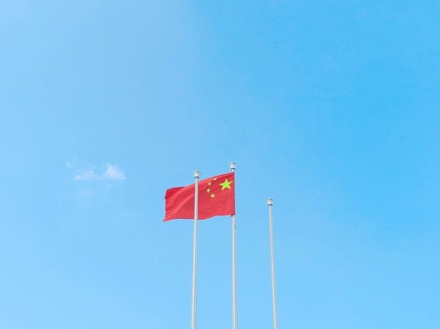 Tensiuni comerciale între China și SUA privind investițiile tehnologice
