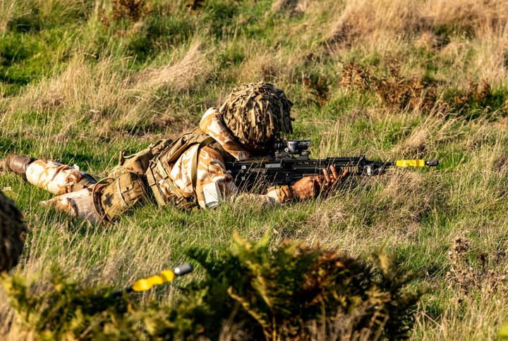 Tensiuni diplomatice și militare între Marea Britanie și Argentina