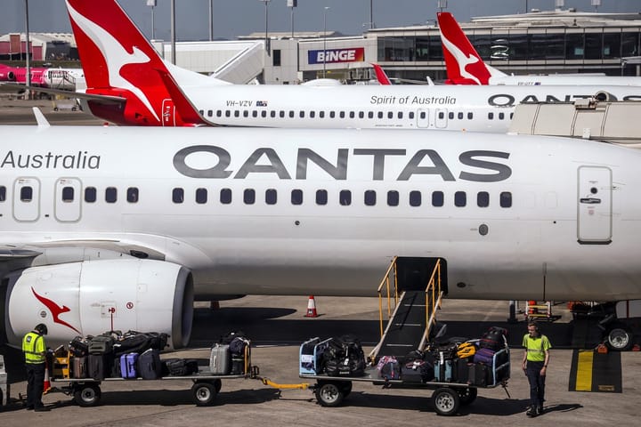 Incident cu ploșnițe la bordul unui avion Qantas