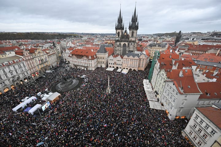 Proteste la Praga privind finanțarea presei publice