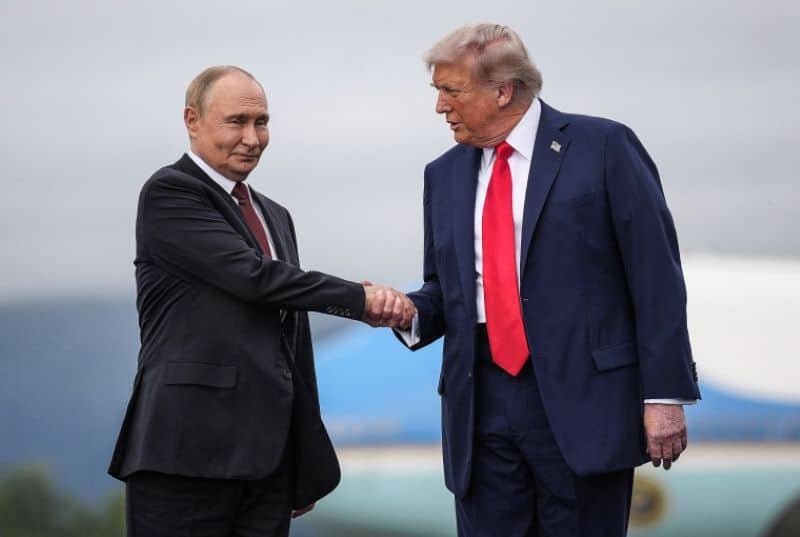 Negocierile SUA-Rusia privind Ucraina includ un acord petrolier