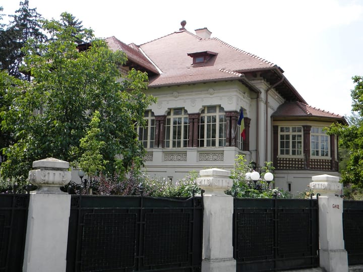 Disputa privind sediul PUSL și Muzeul Romilor