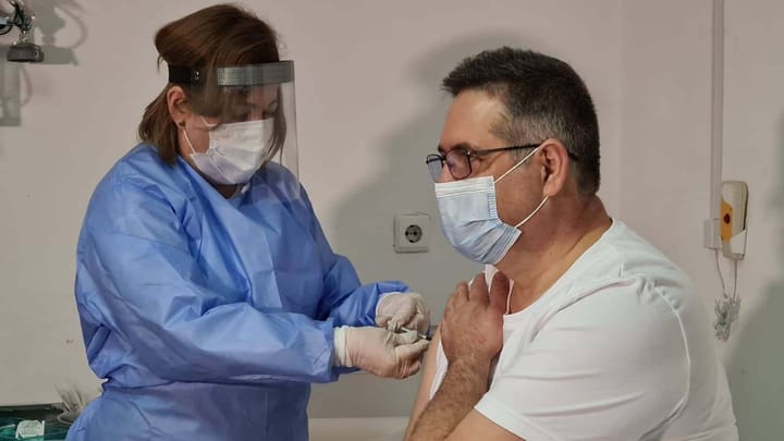 Evoluția cazurilor de COVID-19 în România