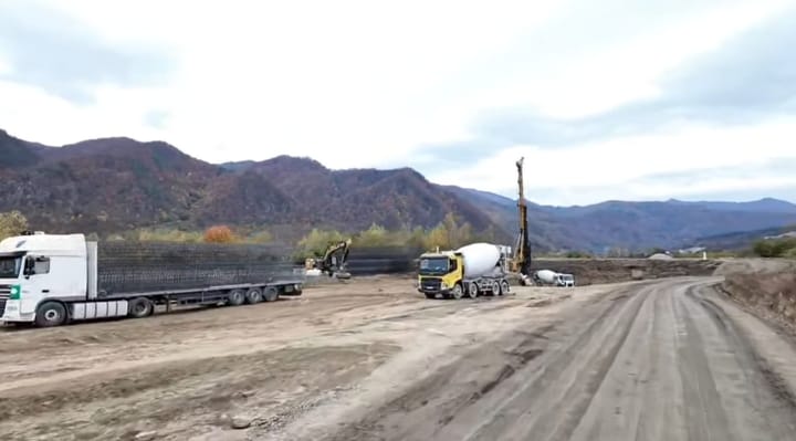 Stadiul lucrărilor pe secțiunea Boița-Cornetu a Autostrăzii Sibiu-Pitești