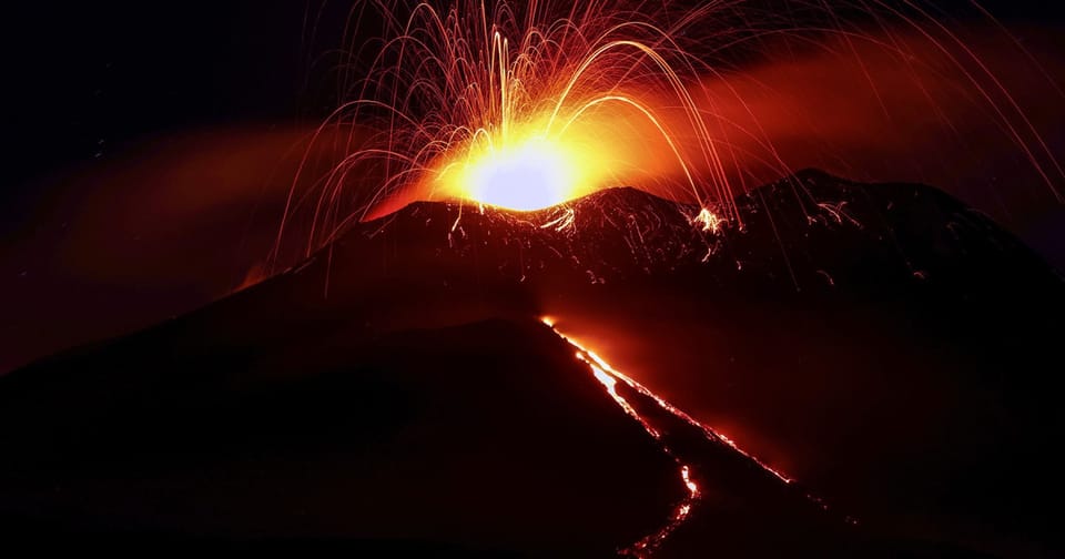 Perturbări ale traficului aerian în Sicilia din cauza vulcanului Etna