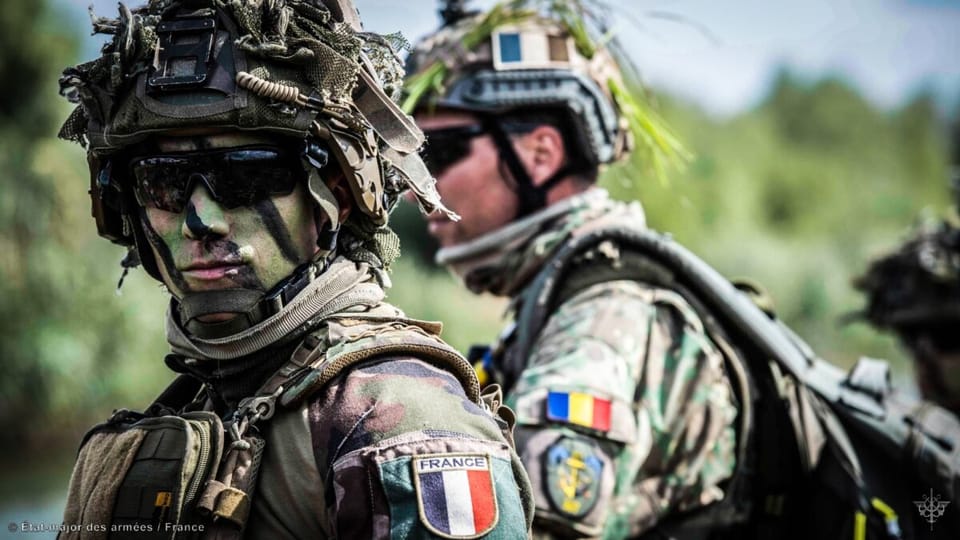 Franța trimite resurse militare în Arabia Saudită pentru protejarea terminalului petrolier Yanbu