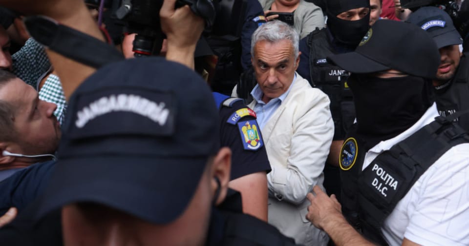 DIICOT a instituit sechestru asupra vilei lui Călin Georgescu din Mogoșoaia