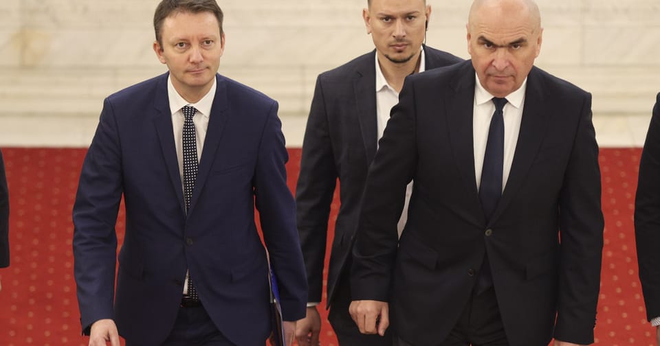 Depunerea programului de guvernare de către premierul desemnat