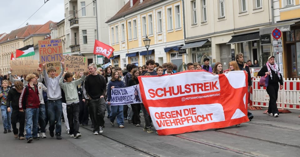 Proteste în Germania privind serviciul militar